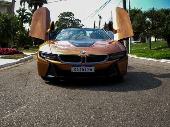 BMW i8